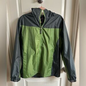 i5 Apparel Woman’s Lightweight Colorblock Rain Jacket Windbreaker